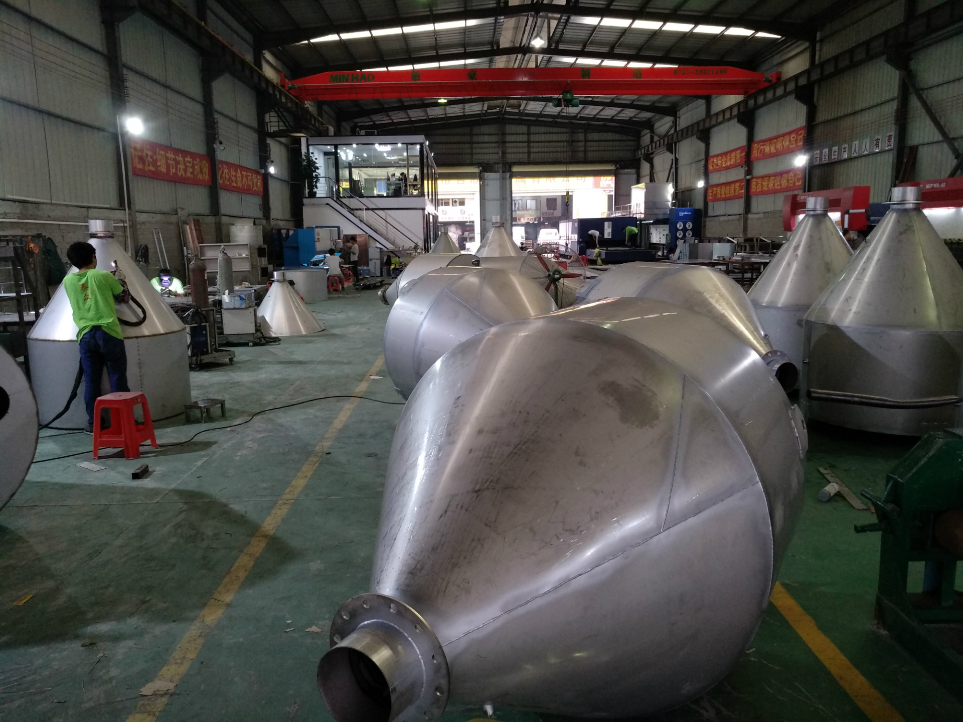 不锈钢储料罐（下料罐）