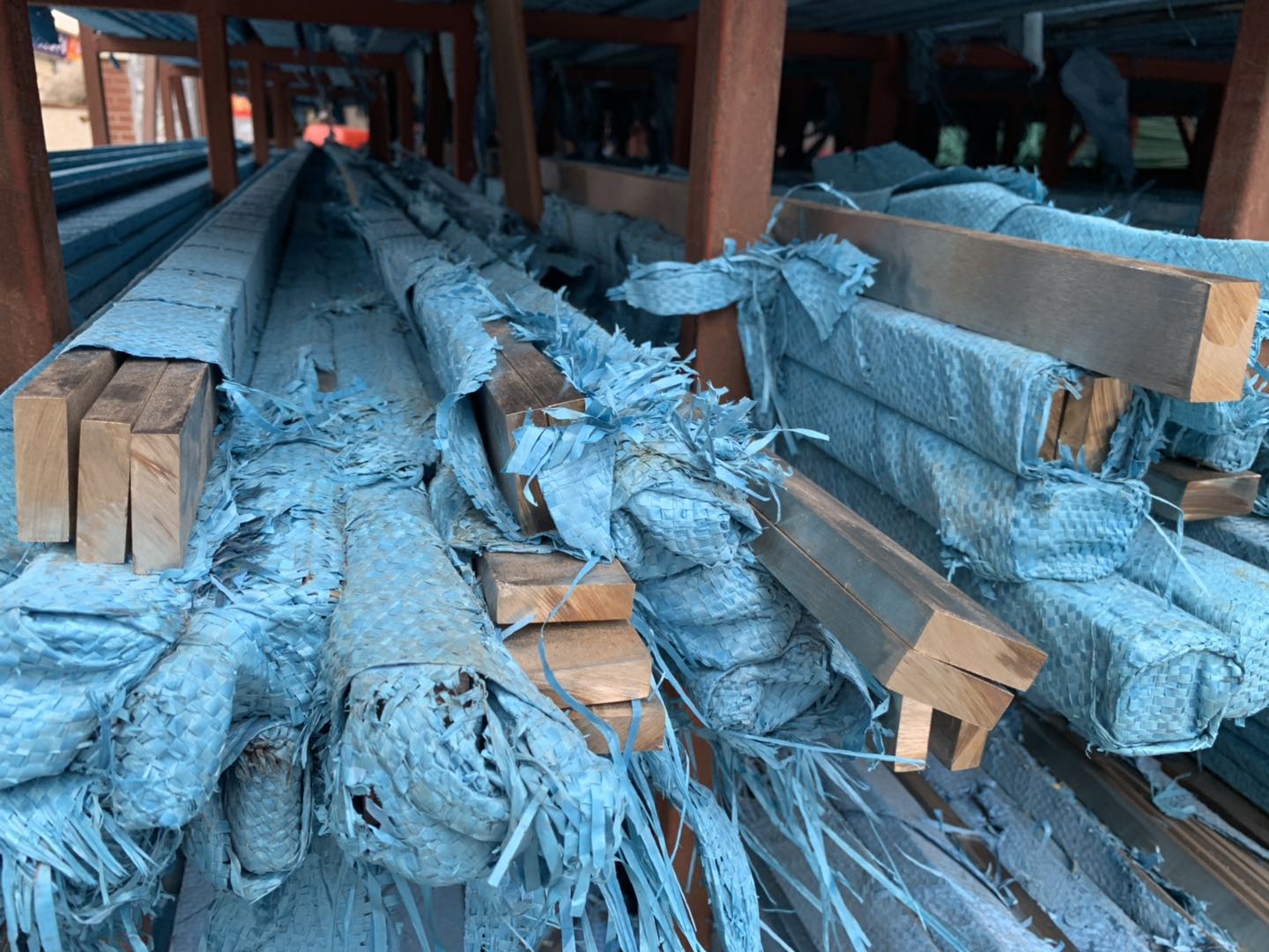 不锈钢扁钢、方钢